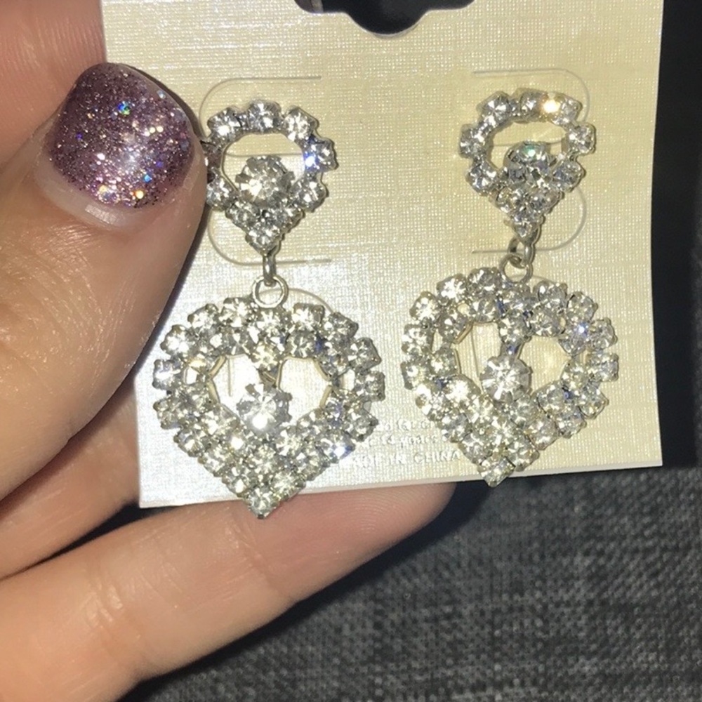 New Bikini competition earrings 💖